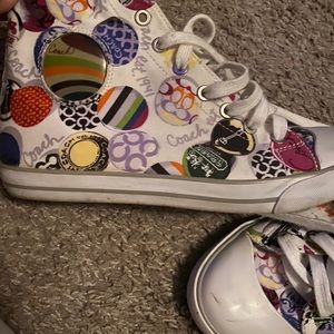 Cute and colorful Coach High Tops!💚